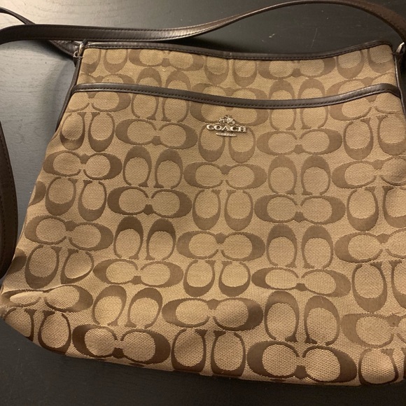Coach Handbags - Coach crossbody
